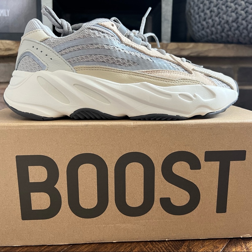 Yeezy 700